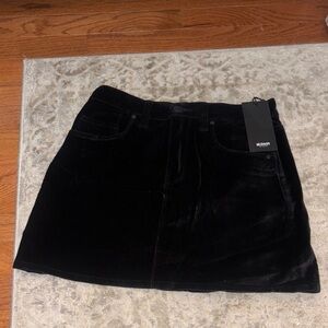 Hudson Jeans Black Velvet A-Line Skirt